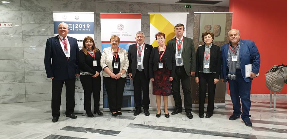 57486292_10216802600710668_2990432745764683776_n (3).jpg